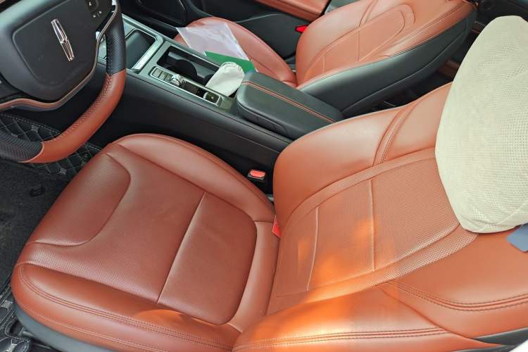 Used Lincoln Z 2022 Facelift iEnjoy Deluxe Edition Left Front Seat