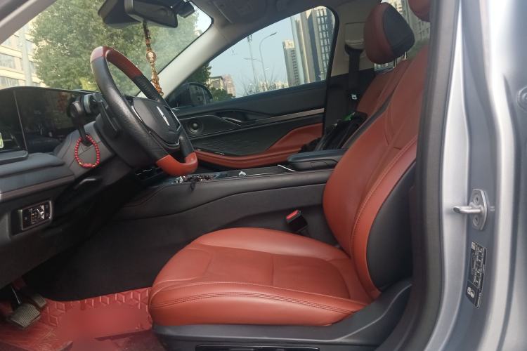 Used Lincoln Z 2022 iEnjoy Luxury Edition Left Front Seat