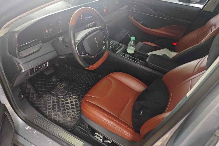 Used Lincoln Z 2022 iXiang Zunyi Edition Left Front Seat