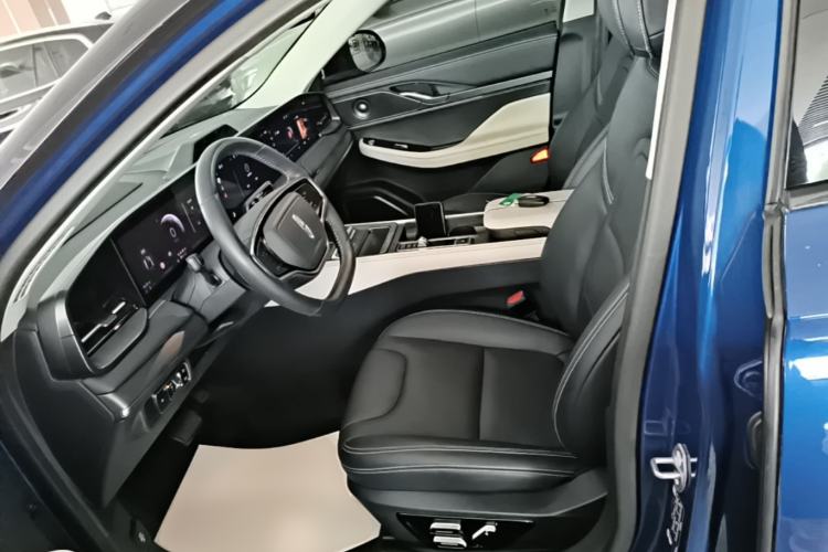 Used Lincoln Z 2022 iKoo Luxury Edition Left Front Seat