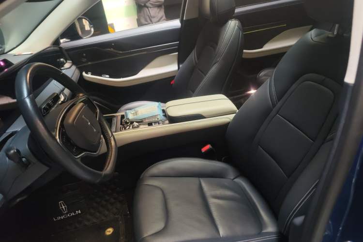 Used Lincoln Z 2022 iKoo Luxury Edition Left Front Seat