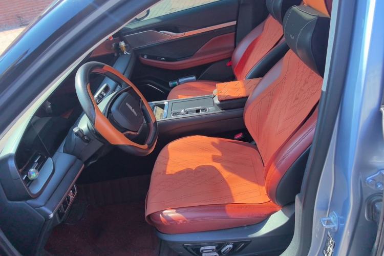 Used Lincoln Z 2022 iXiang Deluxe Edition Left Front Seat