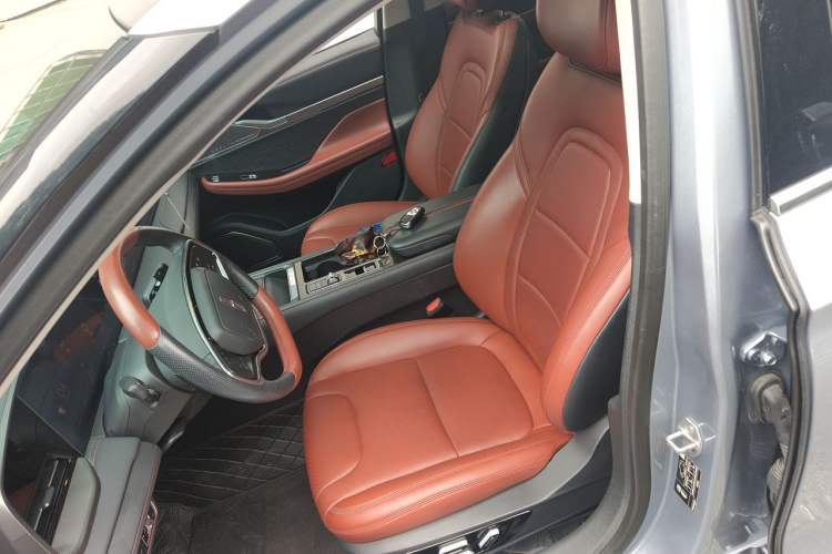 Used Lincoln Z 2022 iXiang Luxury Edition Left Front Seat