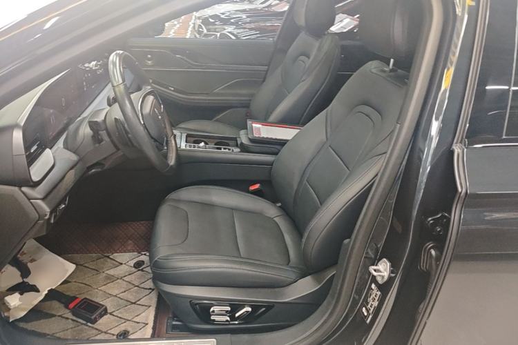 Used Lincoln Z 2022 iKoo Centennial Limited Edition Left Front Seat