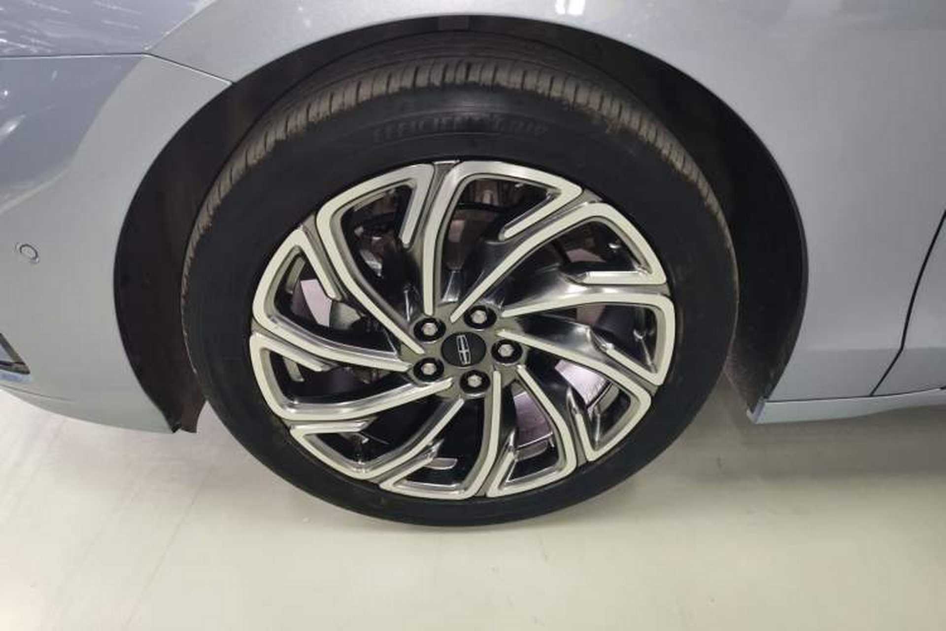 Used Lincoln Z 2022 iXiang Zunyi Edition Left Front Wheel Hub