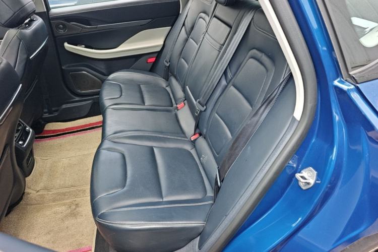 Used Lincoln Z 2022 iCool Luxury Edition Left Rear Seat