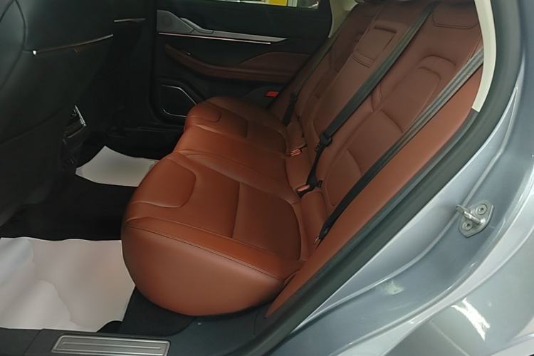 Used Lincoln Z 2022 iXiang Luxury Edition Left Rear Seat