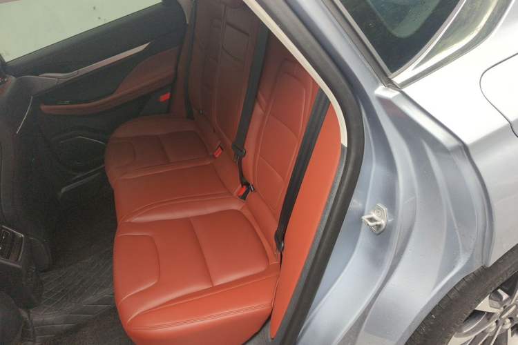 Used Lincoln Z 2022 iXiang Luxury Edition Left Rear Seat