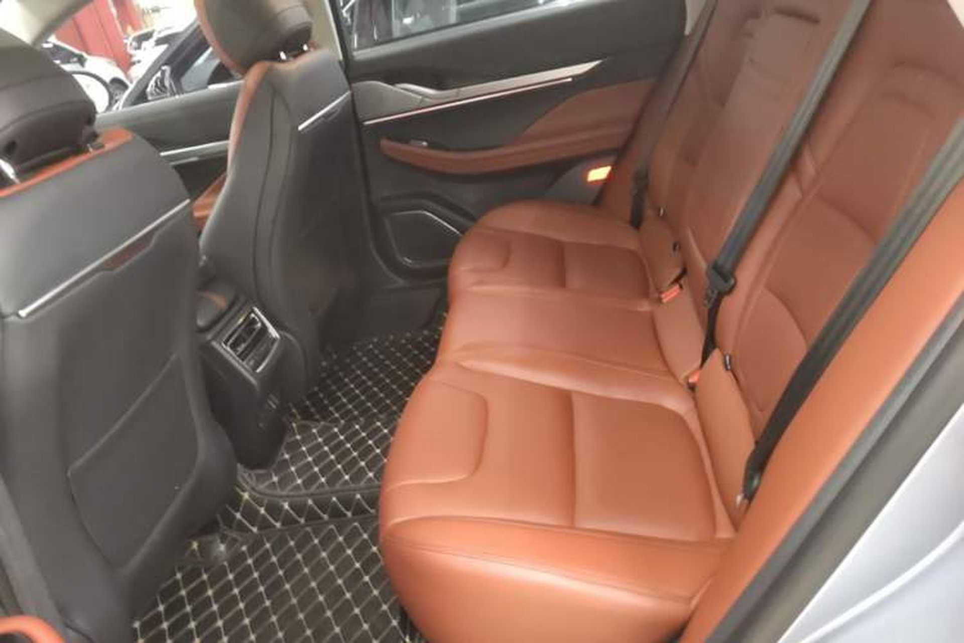 Used Lincoln Z 2022 iXiang Luxury Edition Left Rear Seat