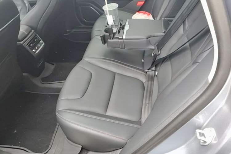 Used Lincoln Z 2022 Facelift iEnjoy Luxury Edition Left Rear Seat
