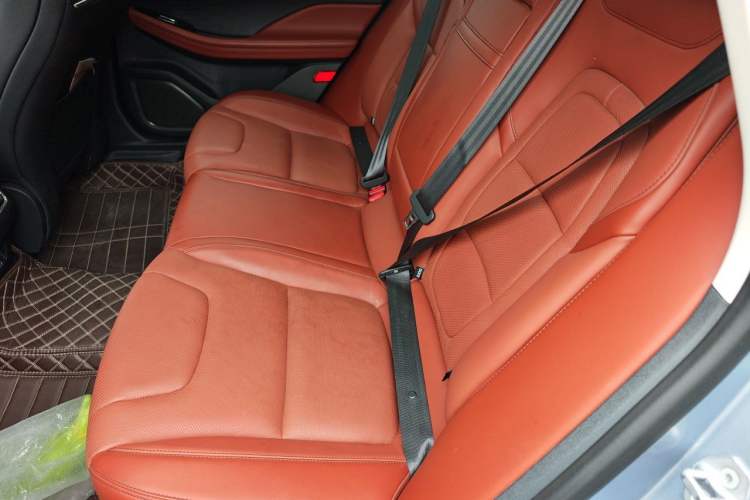 Used Lincoln Z 2022 Facelift iEnjoy Luxury Edition Left Rear Seat