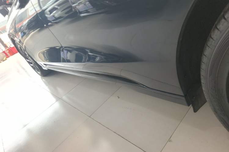 Used Lincoln Z 2022 iKoo Centennial Limited Edition Left Side Sill