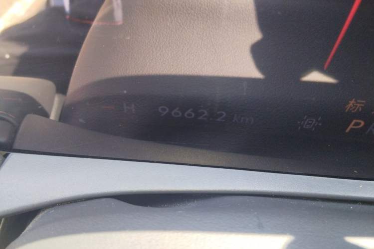 Used Lincoln Z 2022 Facelift iEnjoy Deluxe Edition Odometer Close Up