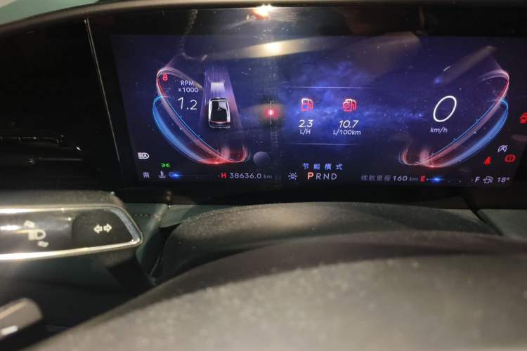 Used Lincoln Z 2022 iEnjoy Luxury Edition Odometer Close Up