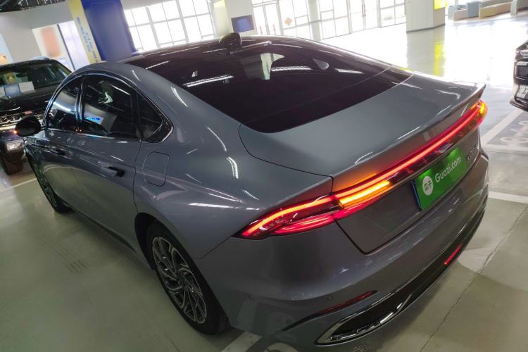 Used Lincoln Z 2022 iXiang Zunyi Edition Rear Left 45 Deg