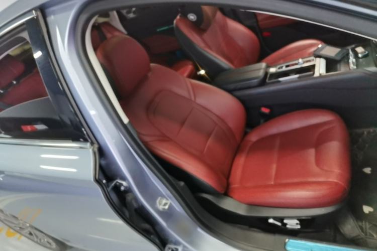 Used Lincoln Z 2022 iXiang Zunyi Edition Right Front Seat
