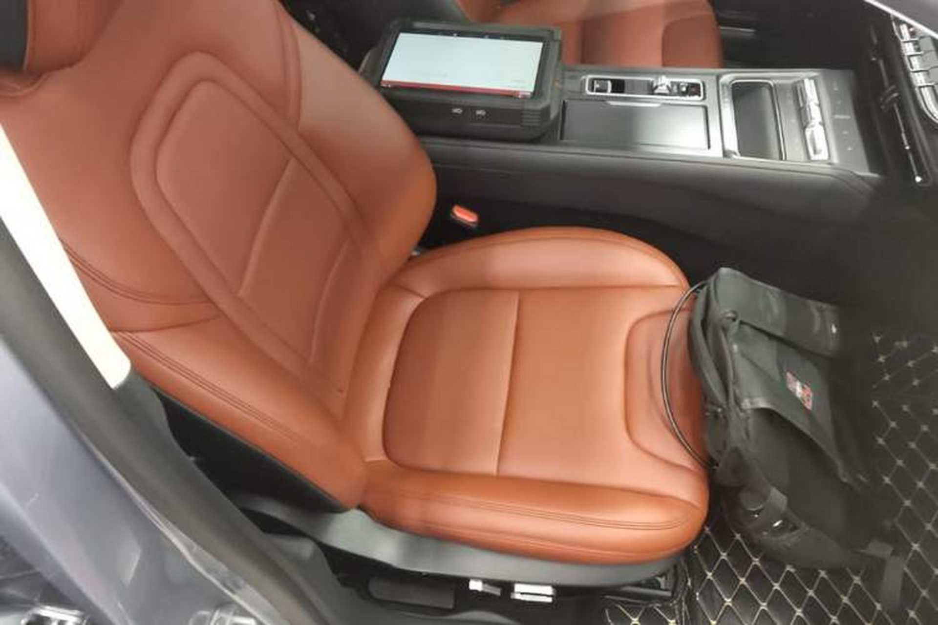 Used Lincoln Z 2022 iXiang Luxury Edition Right Front Seat