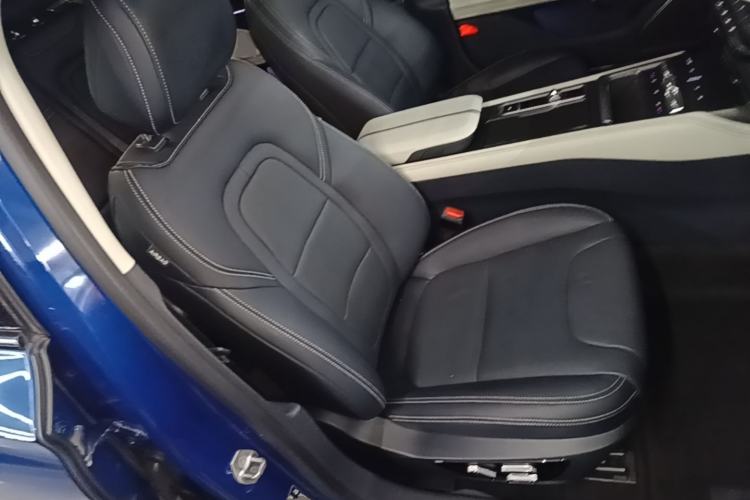 Used Lincoln Z 2022 iKoo Luxury Edition Right Front Seat