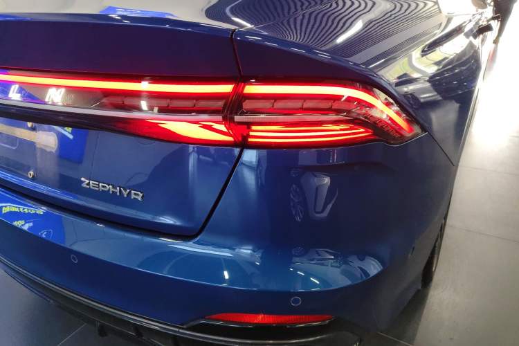 Used Lincoln Z 2022 iKoo Luxury Edition Right Rear Taillight