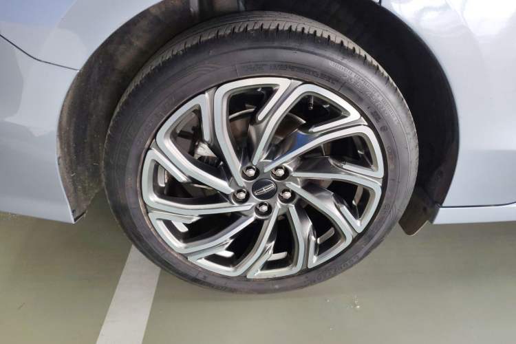 Used Lincoln Z 2022 iXiang Zunyi Edition Right Rear Wheel Hub