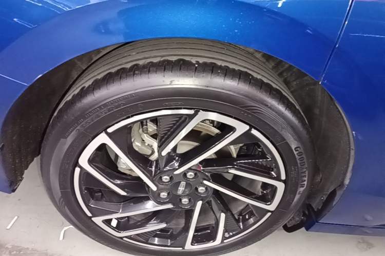 Used Lincoln Z 2022 iKoo Luxury Edition Right Rear Wheel Hub
