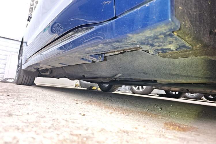 Used Lincoln Z 2022 iCool Luxury Edition Right Side Sill