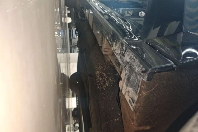 Used Lincoln Z 2022 iKoo Centennial Limited Edition Right Side Sill