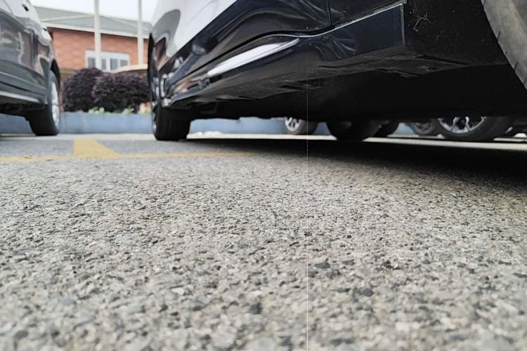 Used Lincoln Z 2022 iKoo Centennial Limited Edition Right Side Sill