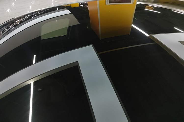 Used Lincoln Z 2022 iXiang Luxury Edition Roof