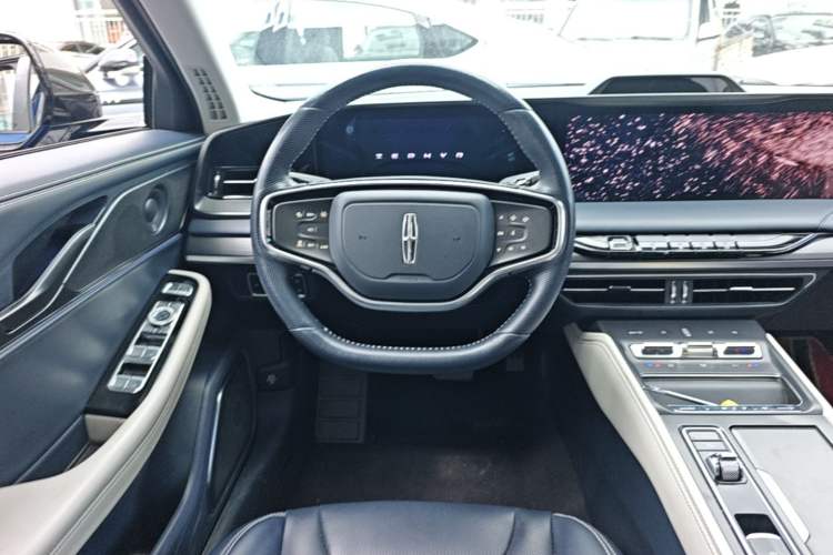 Used Lincoln Z 2022 iCool Luxury Edition Steering Wheel