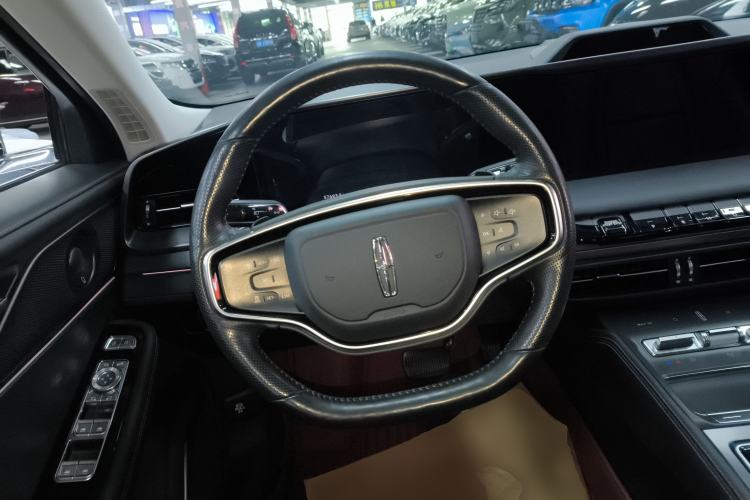 Used Lincoln Z 2022 iEnjoy Luxury Edition Steering Wheel