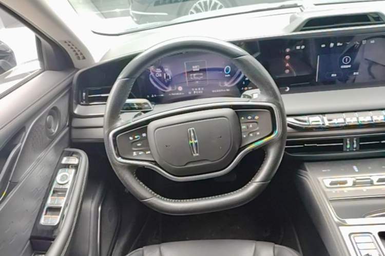 Used Lincoln Z 2022 Facelift iEnjoy Luxury Edition Steering Wheel