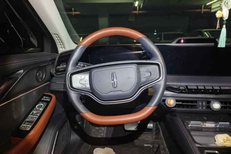 Used Lincoln Z 2022 iEnjoy Luxury Edition Steering Wheel