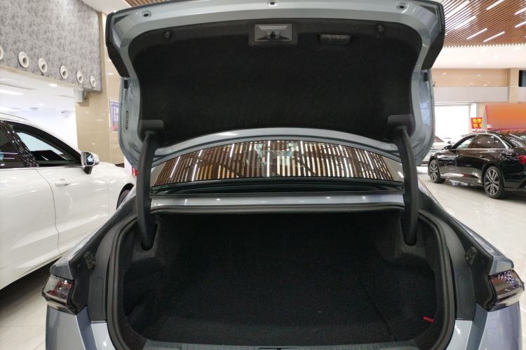 Used Lincoln Z 2022 iXiang Zunyi Edition Trunk