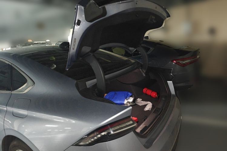 Used Lincoln Z 2022 iXiang Deluxe Edition Trunk
