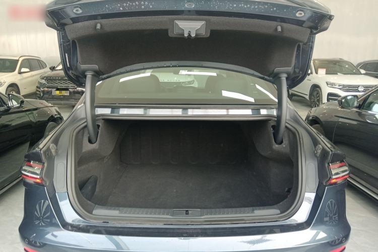 Used Lincoln Z 2022 iKoo Centennial Limited Edition Trunk