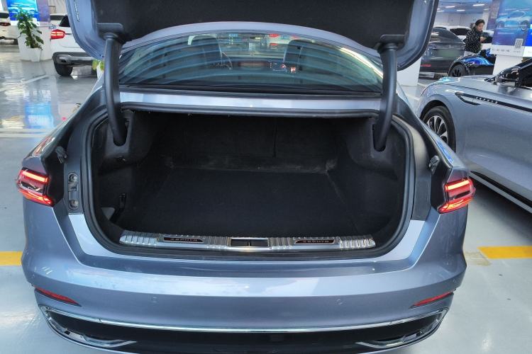 Used Lincoln Z 2022 Facelift iEnjoy Deluxe Edition Trunk