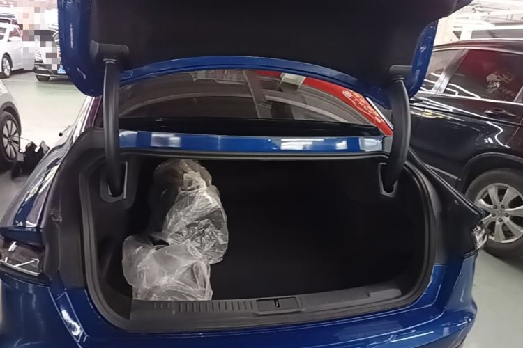 Used Lincoln Z 2022 iKoo Luxury Edition Trunk