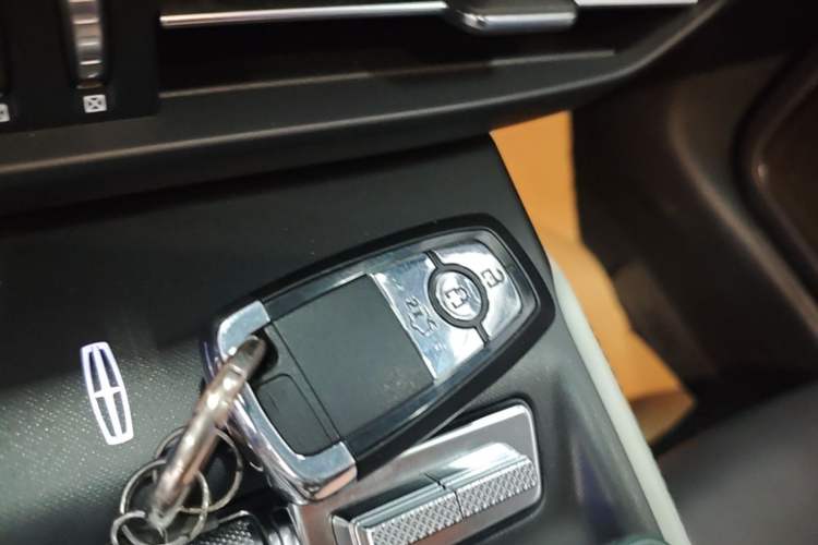 Used Lincoln Z 2022 iKoo Luxury Edition Vehicle Key