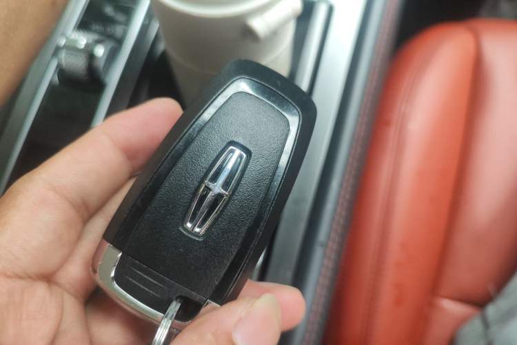 Used Lincoln Z 2022 iEnjoy Luxury Edition Vehicle Key