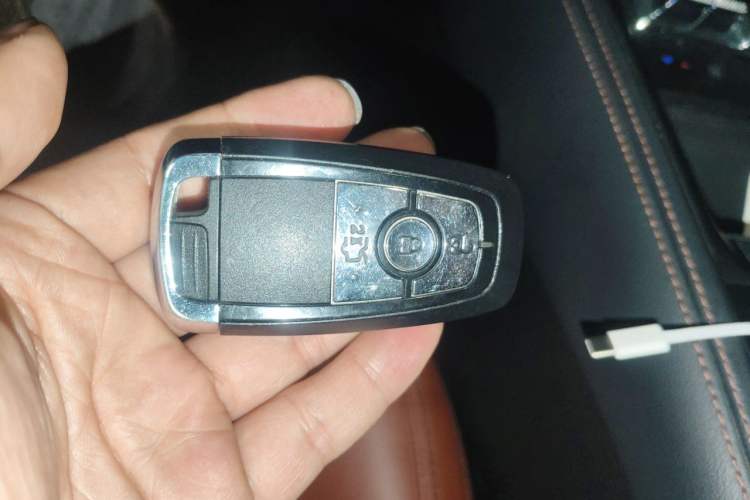 Used Lincoln Z 2022 iXiang Luxury Edition Vehicle Key