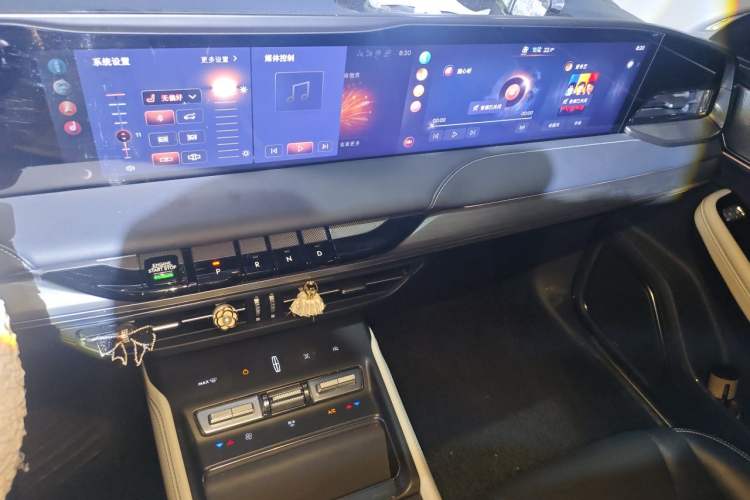 Used Lincoln Z 2022 iKoo Deluxe Edition Audio And AC Panel