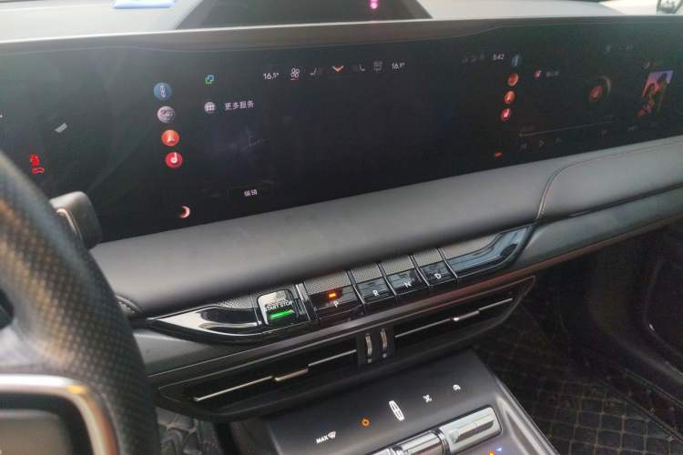 Used Lincoln Z 2022 iEnjoy Luxury Edition Audio And AC Panel