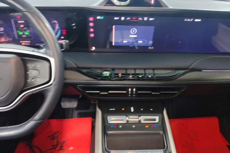 Used Lincoln Z 2022 Facelift iCool Luxury Edition Audio And AC Panel