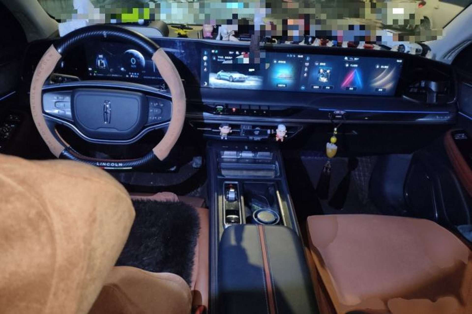 Used Lincoln Z 2022 iXiang Deluxe Edition Center Console