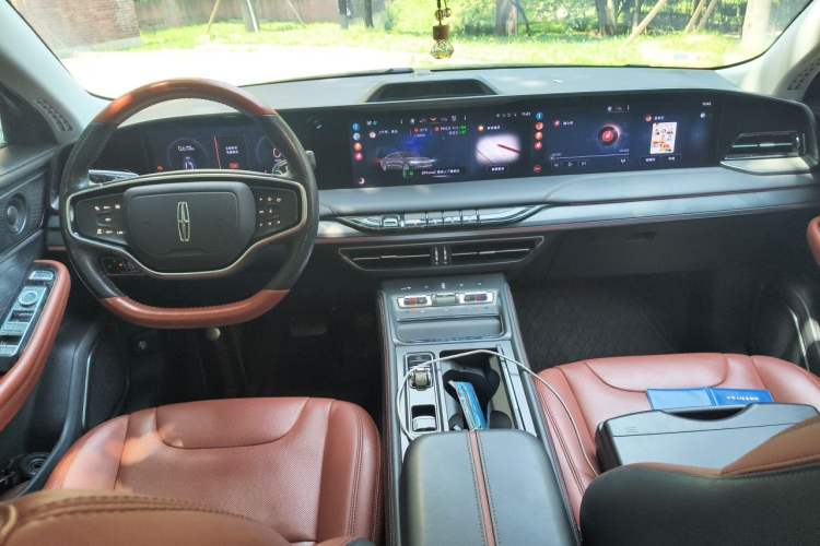 Used Lincoln Z 2022 Facelift iEnjoy Luxury Edition Center Console