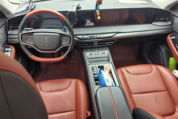 Used Lincoln Z 2022 iXiang Luxury Edition Center Console