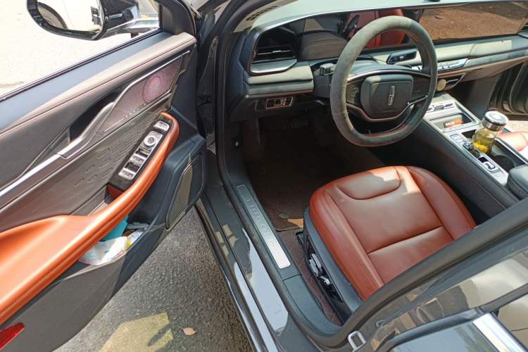 Used Lincoln Z 2022 iXiang Luxury Edition Driver Seat