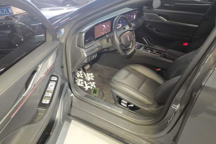 Used Lincoln Z 2022 iKoo Luxury Edition Driver Seat