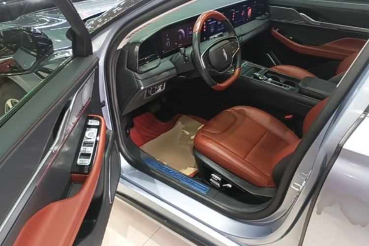 Used Lincoln Z 2022 iXiang Luxury Edition Driver Seat